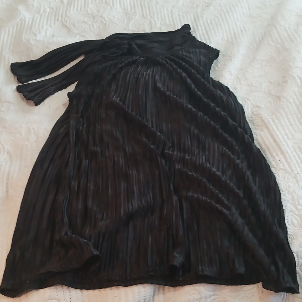 Black sleeveless silk top